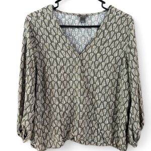 Eddie Bauer Green Feather Print Blouse V Neck Long Sleeve Lightweight Rayon L